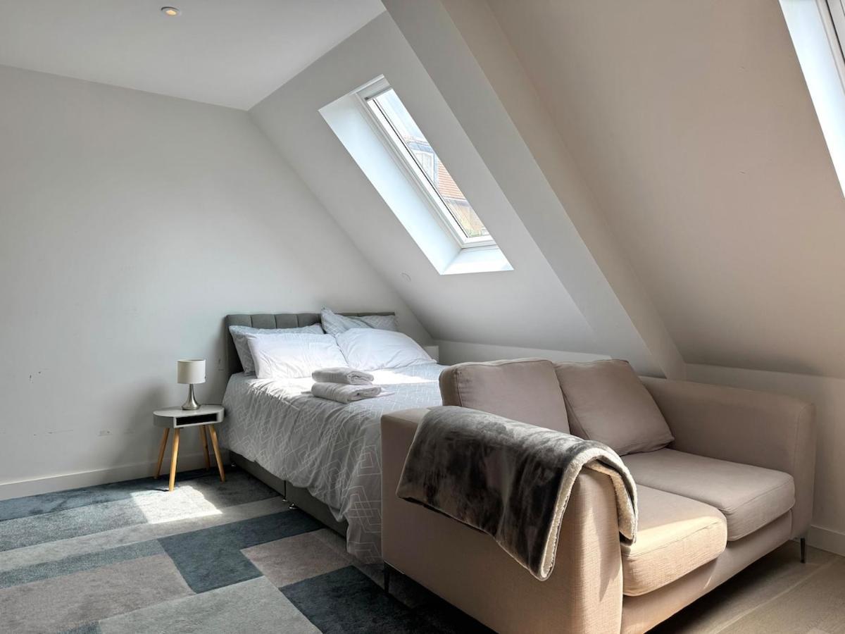 Prime Location! Cozy By Riverside,tube, Shops *